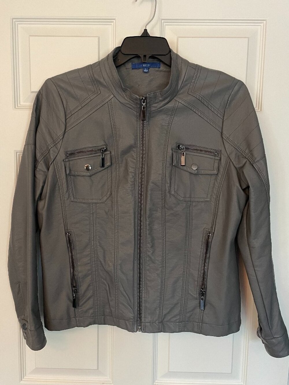 Women's gray fake leather jacket Apt 9 size L